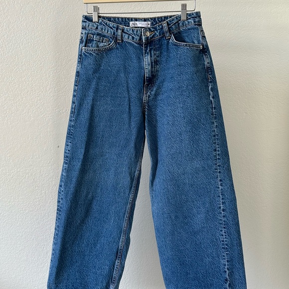 Zara Women's Denim Wide-Leg Jeans - Picture 2 of 4